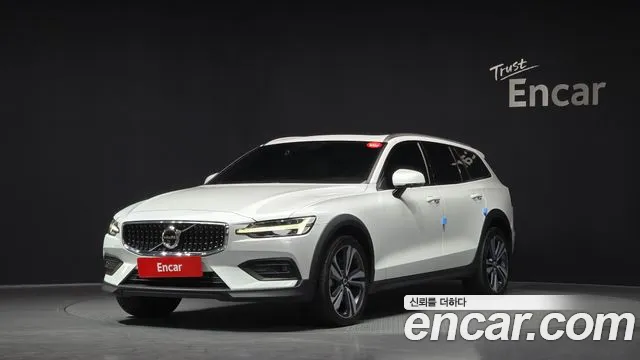 Volvo V60 2021