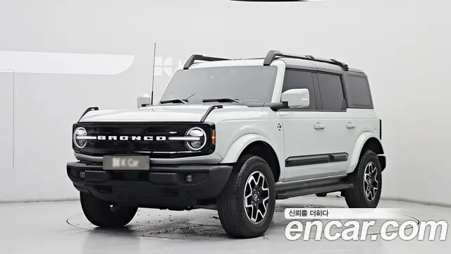 Ford Bronco 2023