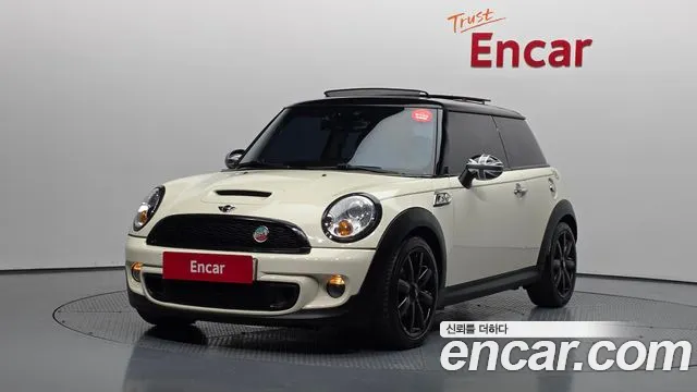 MINI Cooper 2010