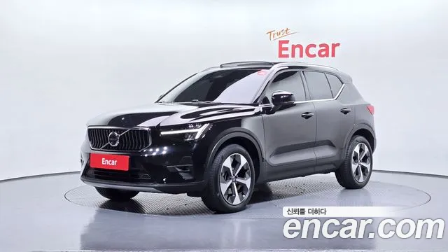 Volvo XC40 2023