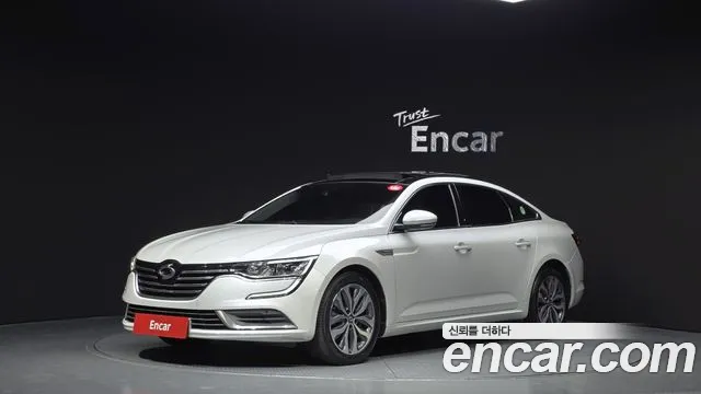 Renault SM6 2016