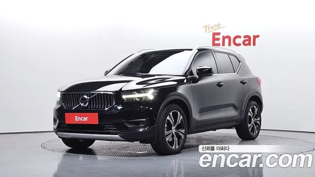 Volvo XC40 2021