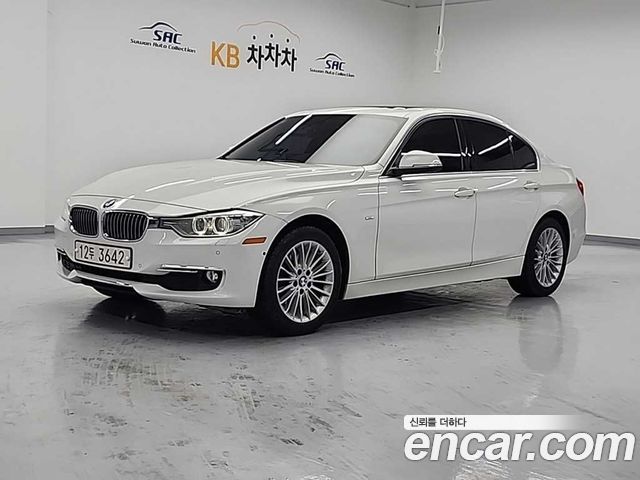 BMW 3-Series 2012