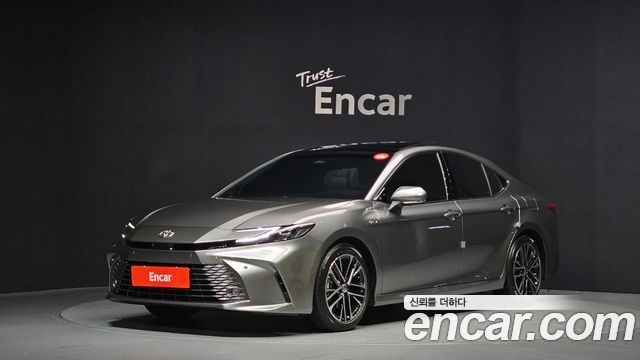 Toyota Camry 2025