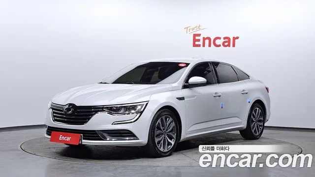 Renault SM6 2016