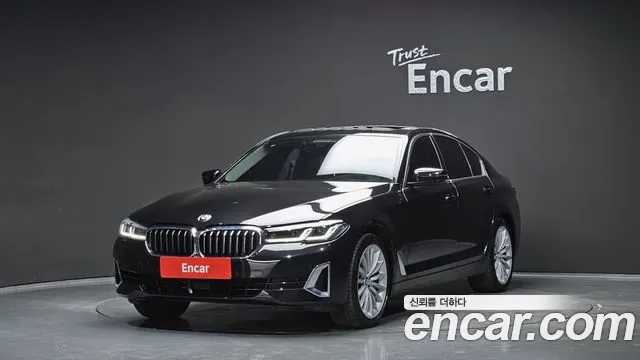 BMW 5-Series 2023
