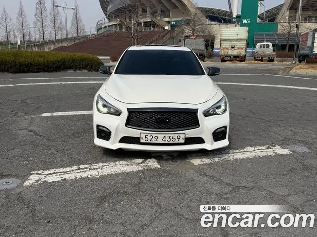 Infiniti Q50 2016