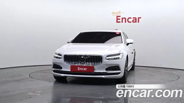Volvo S90 2022