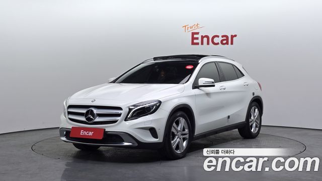 Mercedes-Benz GLA-Class 2015