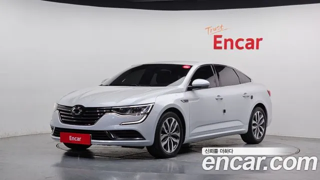 Renault SM6 2016