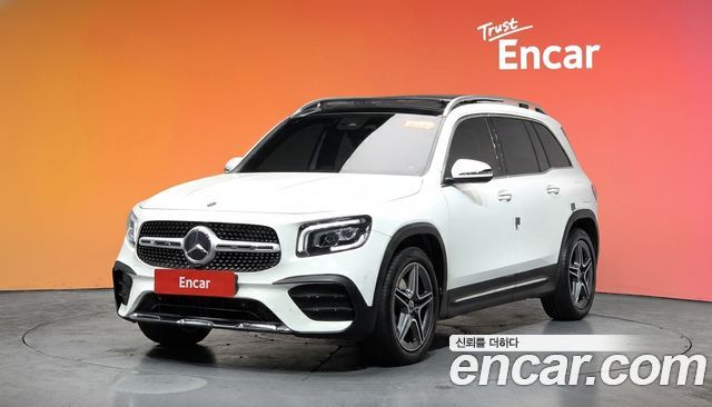 Mercedes-Benz GLB-Class 2021