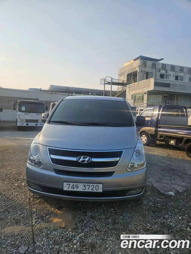Hyundai Starex 2012