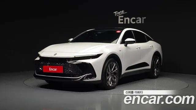Toyota Crown 2024