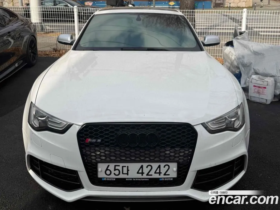 Audi RS5 2014