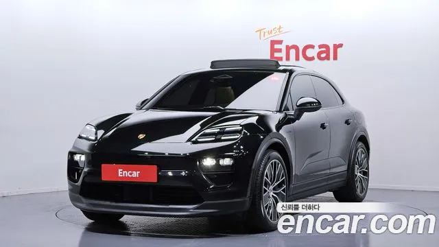 Porsche Macan 2025
