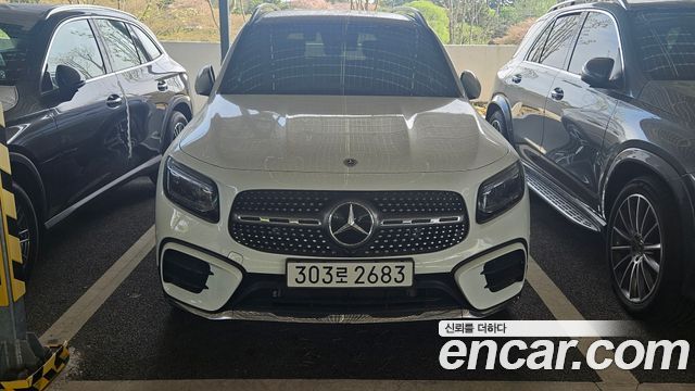 Mercedes-Benz GLB-Class 2025