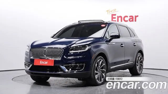 Lincoln Nautilus 2020