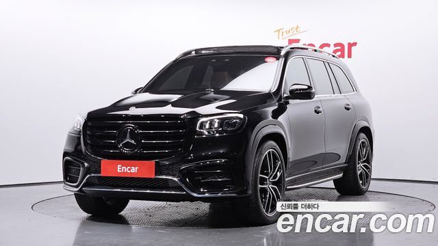 Mercedes-Benz GLS-Class 2023