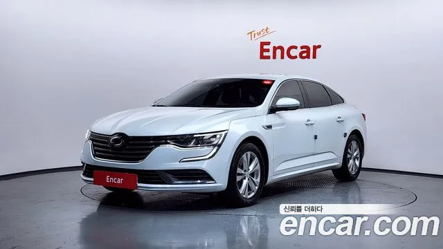 Renault SM6 2016