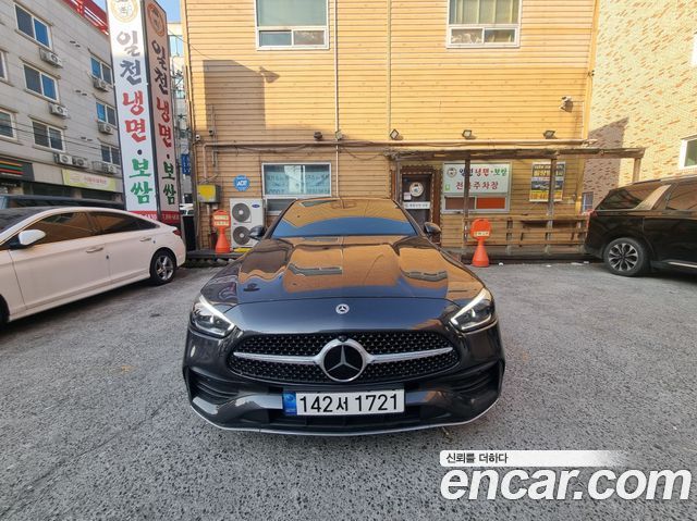 Mercedes-Benz C-Class 2022
