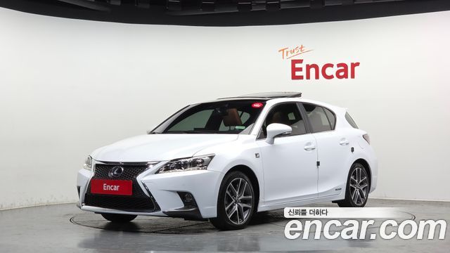 Lexus CT200h 2015