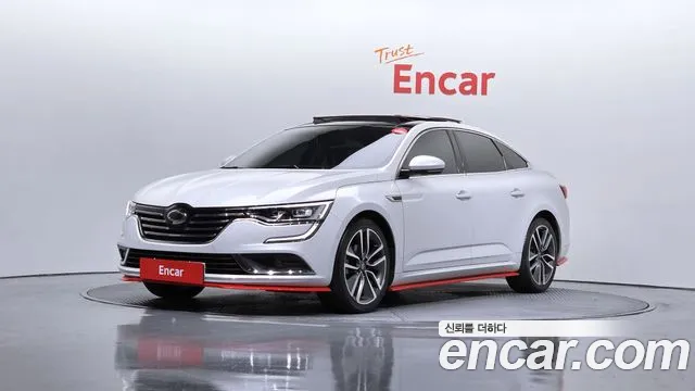 Renault SM6 2016