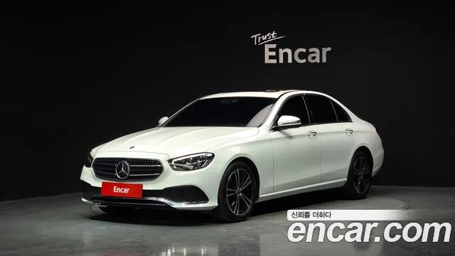 Mercedes-Benz E-Class 2021