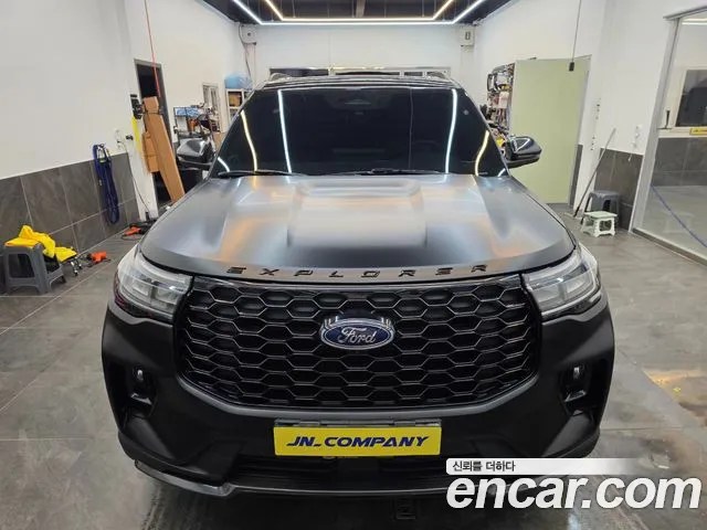 Ford Explorer 2024