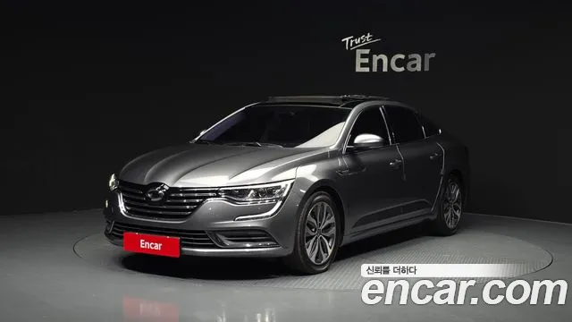Renault SM6 2016
