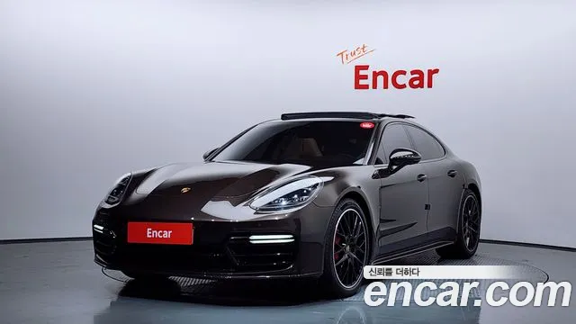 Porsche Panamera 2019