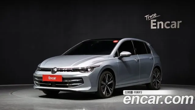 Volkswagen Golf 2025