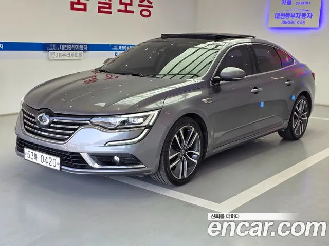 Renault SM6 2016