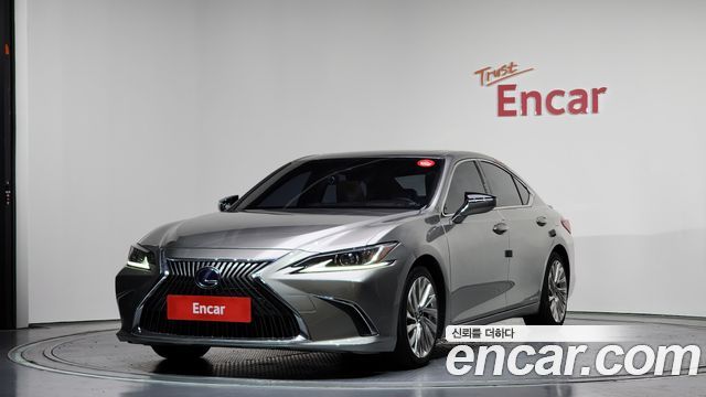 Lexus ES 2018