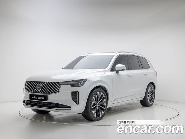 Volvo XC90 2025