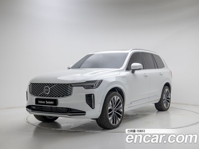 Volvo XC90 2025