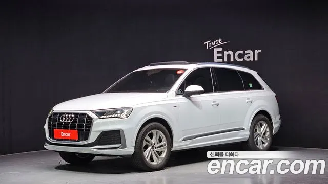Audi Q7 2021