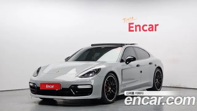 Porsche Panamera 2019