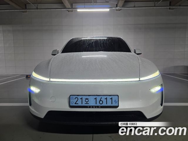 Tesla Model Y 2026