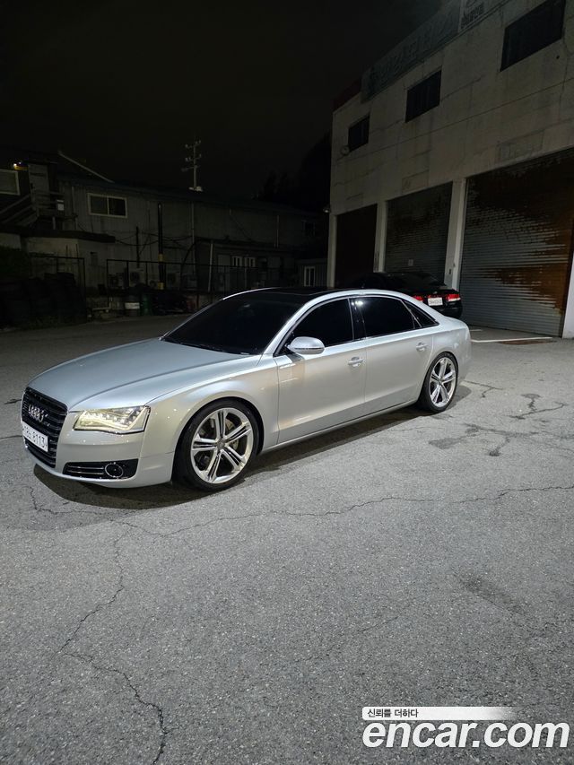 Audi A8 2011