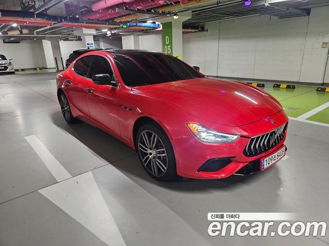 Maserati Ghibli 2020