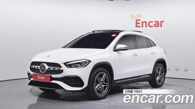 Mercedes-Benz GLA-Class 2023