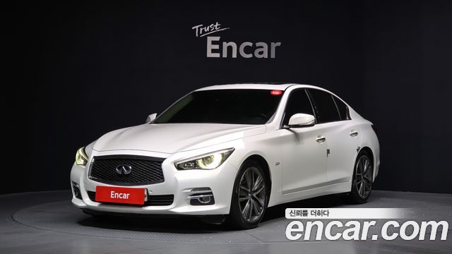 Infiniti Q50 2014