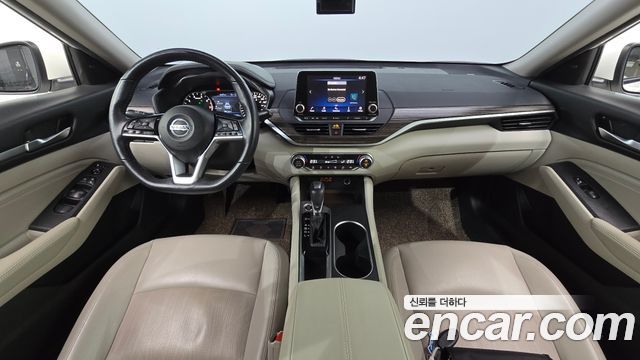 Nissan Altima 2019