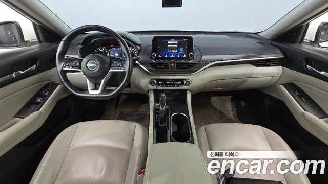 Nissan Altima 2019