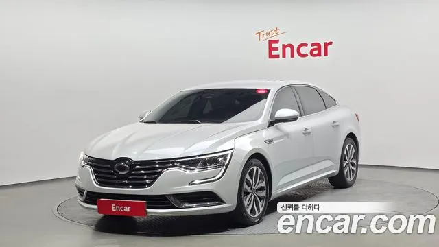 Renault SM6 2016