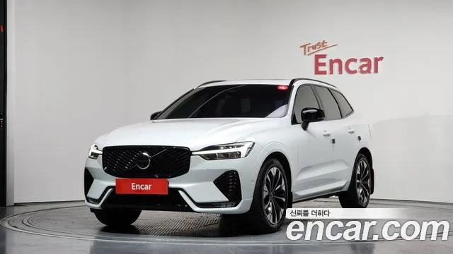 Volvo XC60 2025