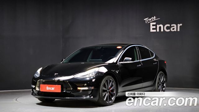 Tesla Model 3 2020
