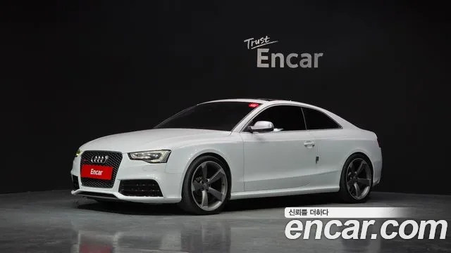 Audi RS5 2013