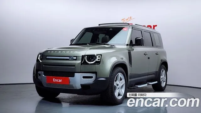 Land Rover Defender 2022