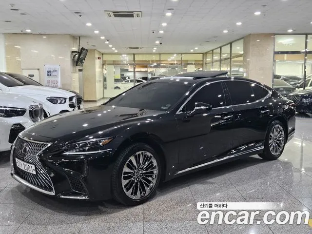 Lexus LS 2018